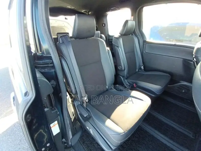 Toyota Noah WXB 2020