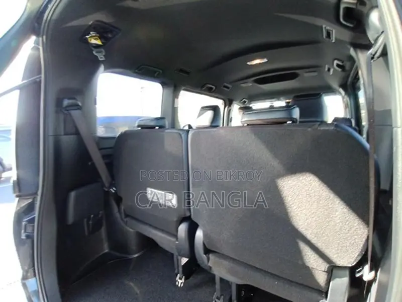 Toyota Noah WXB 2020