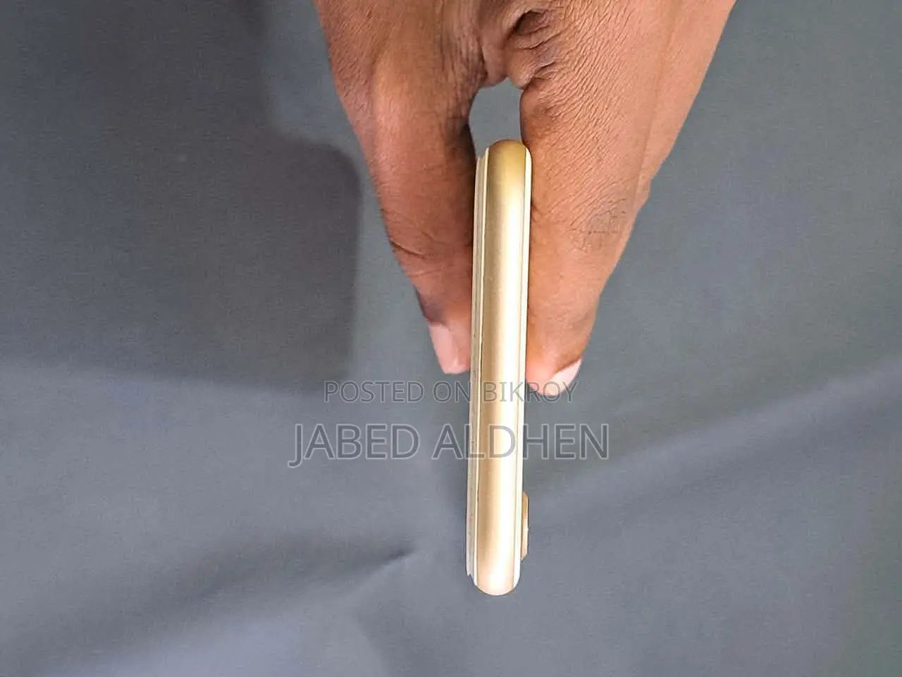 Apple iPhone 7 (Global) (Used)