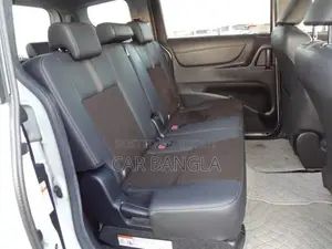 Toyota Sienta G CUERO 2020