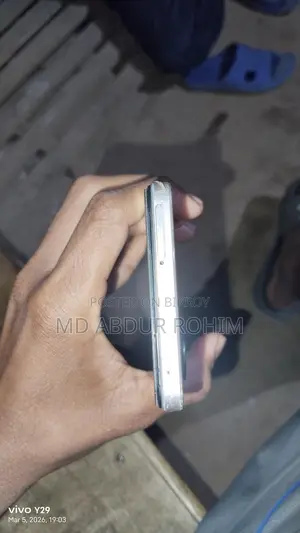 Vivo y100 (Used)