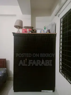 আলমারি বিক্রির জন্য