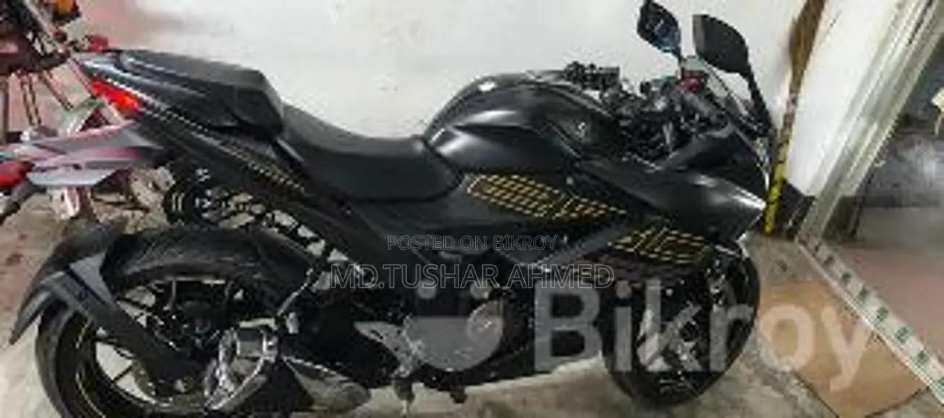 Suzuki Gixxer 2025