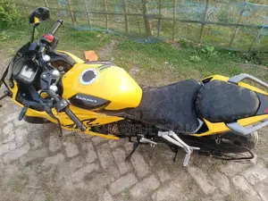 Hero Karizma . 2024