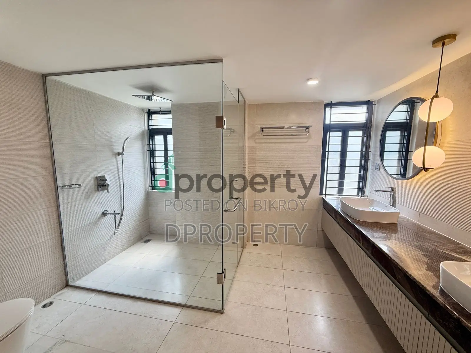 4bdrm Apartment in Basundhara for Rent
