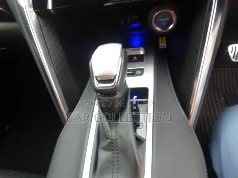 Toyota Harrier Z Leather Hy Pearl 2020