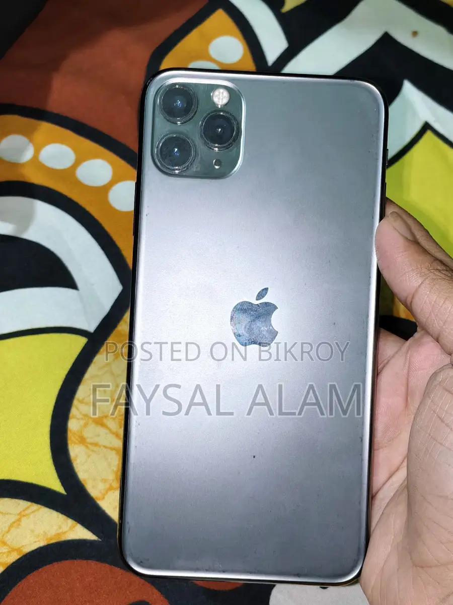 Apple iPhone 11 Pro Max . (Used)