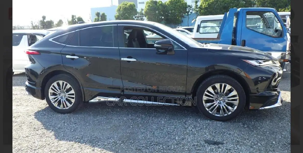 Toyota Harrier Z Leather Hy Black 2021