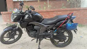 Honda Trigger . 2017
