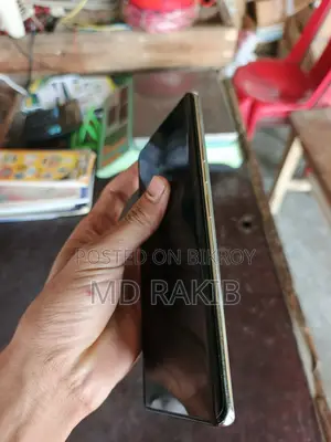 Tecno Camon 40 Pro . (ব্যবহৃত)