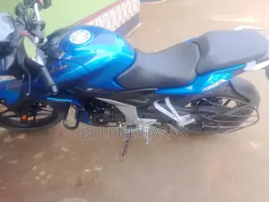 Bajaj Pulsar N 160 . 2025