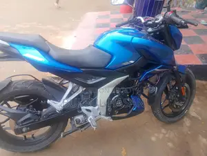 Bajaj Pulsar N 160 . 2025