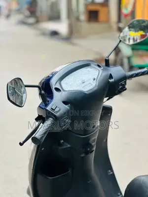 Suzuki Access 125 . 2021