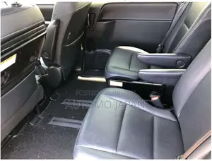 Toyota Esquire GI 2020