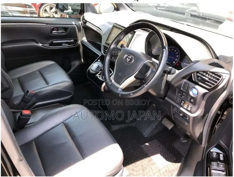 Toyota Esquire GI 2020