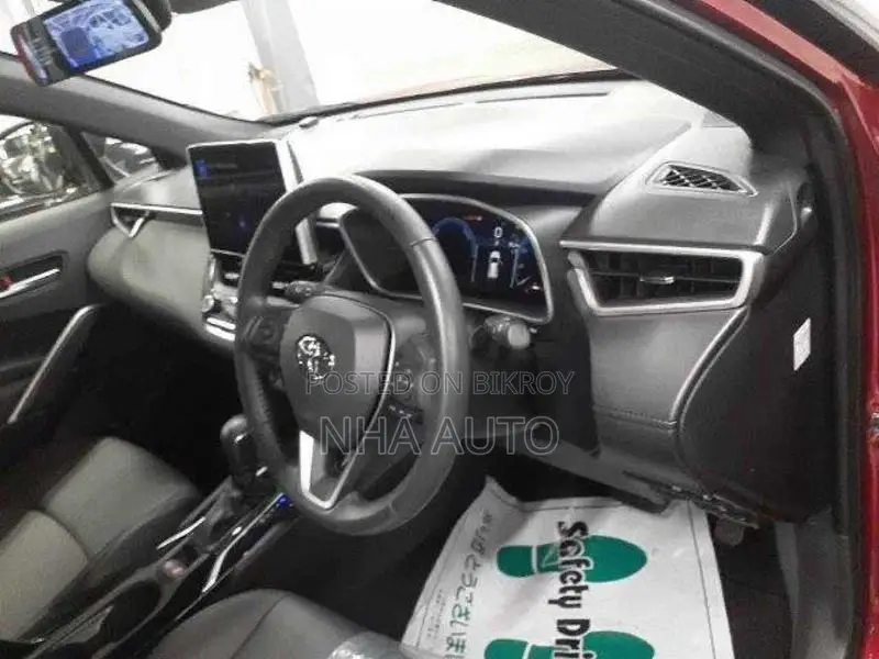 Toyota Corolla Cross Z LEATHER HARDTOP 2024