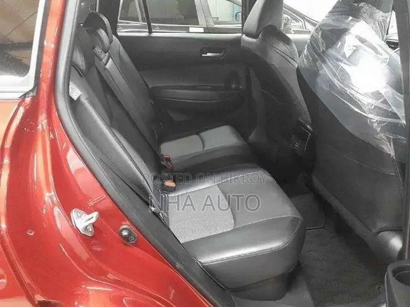 Toyota Corolla Cross Z LEATHER HARDTOP 2024