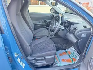 Toyota Yaris Cross Hybrid X pre order 2021