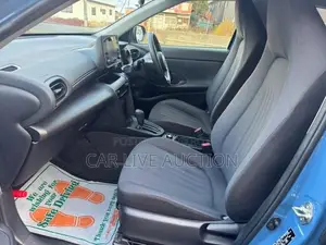 Toyota Yaris Cross Hybrid X pre order 2021