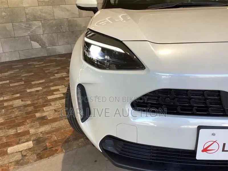 Toyota Yaris Cross Hybrid Z pre order 2021