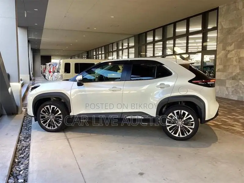 Toyota Yaris Cross Hybrid Z pre order 2021