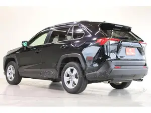 Toyota RAV4 Hybrid X pre order 2021
