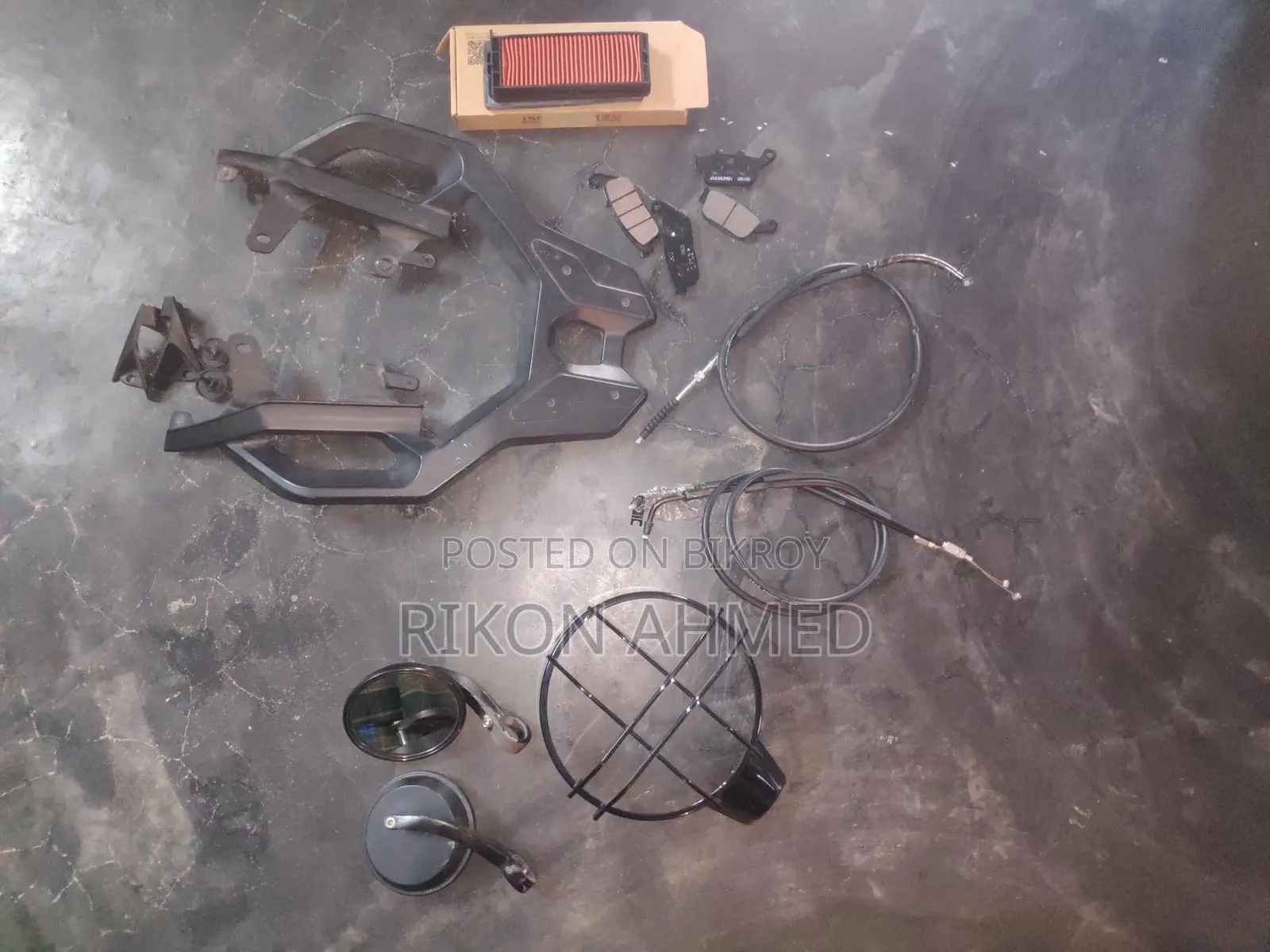 All Bike Parts Ache, Karor Lagle Knock Koiren