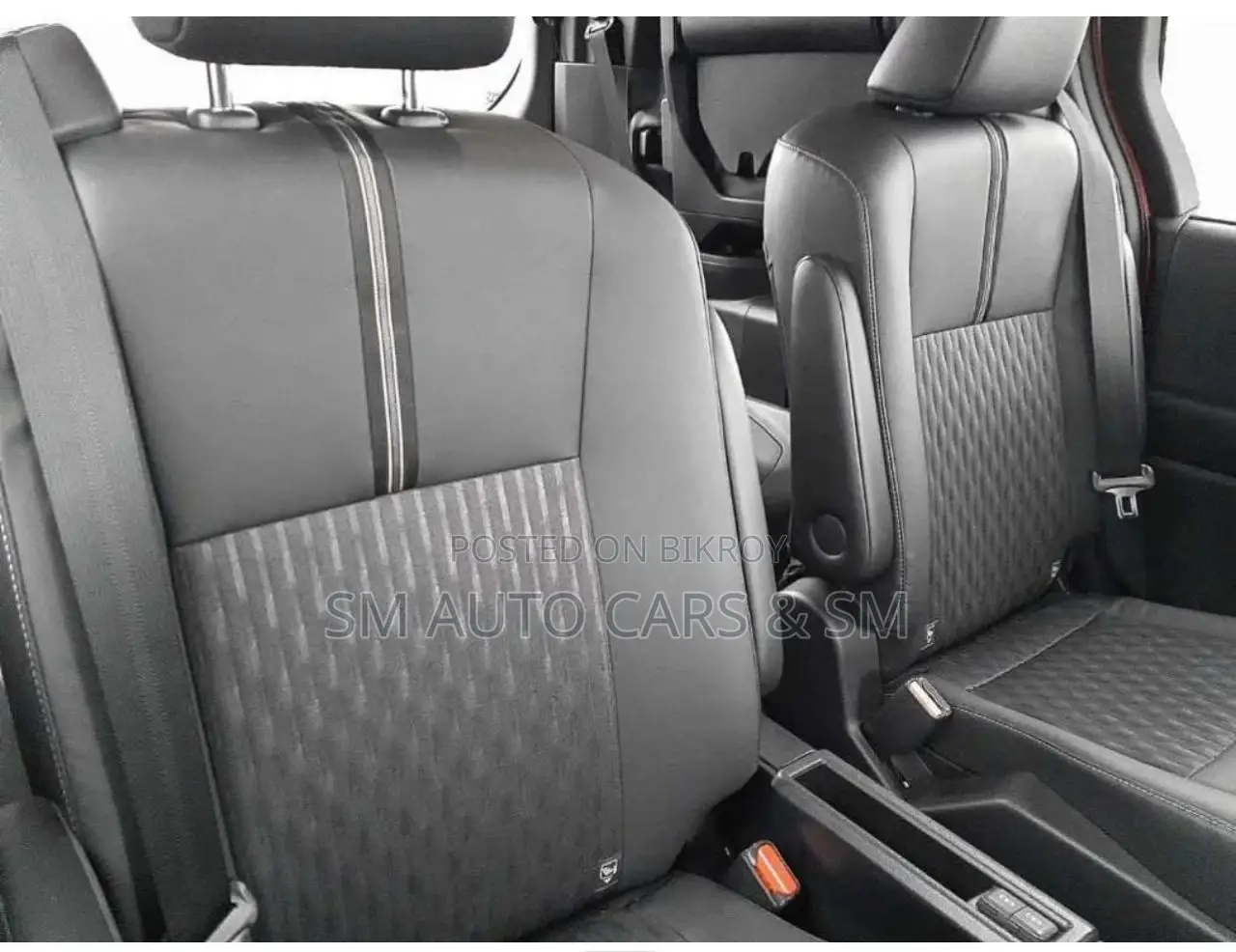 Toyota Noah Hybrid SZ Red Wine 2022