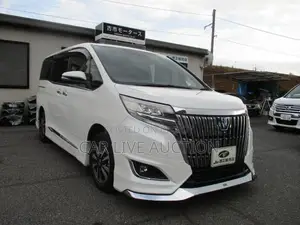 Toyota Esquire Hybrid GI pre-order 2021