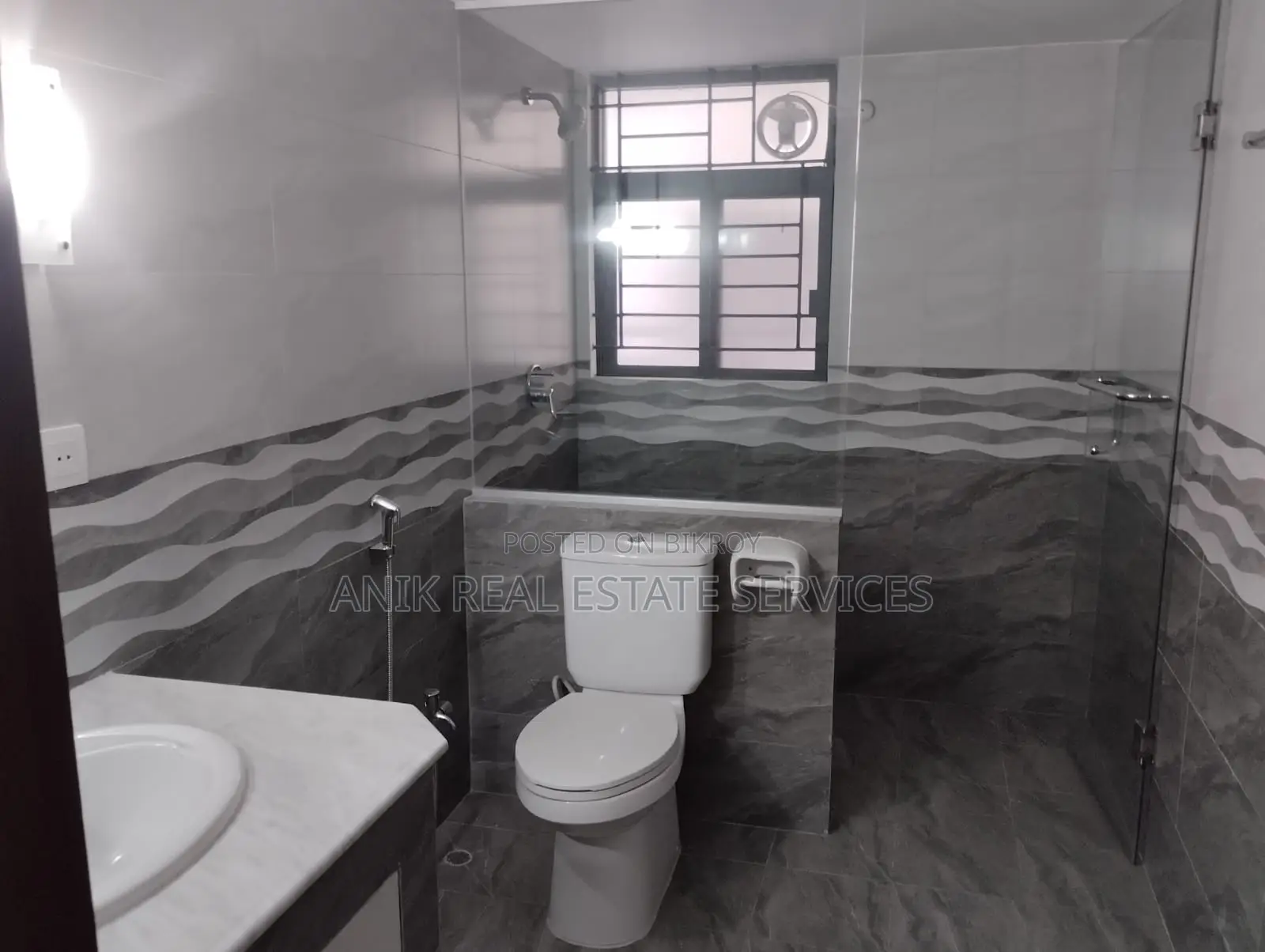 Swmming Pool Gym 4200 Sft Flat Rent At Gulshan North