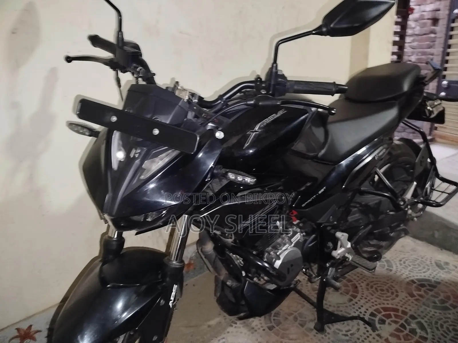 Hero Xtreme 125R . 2025