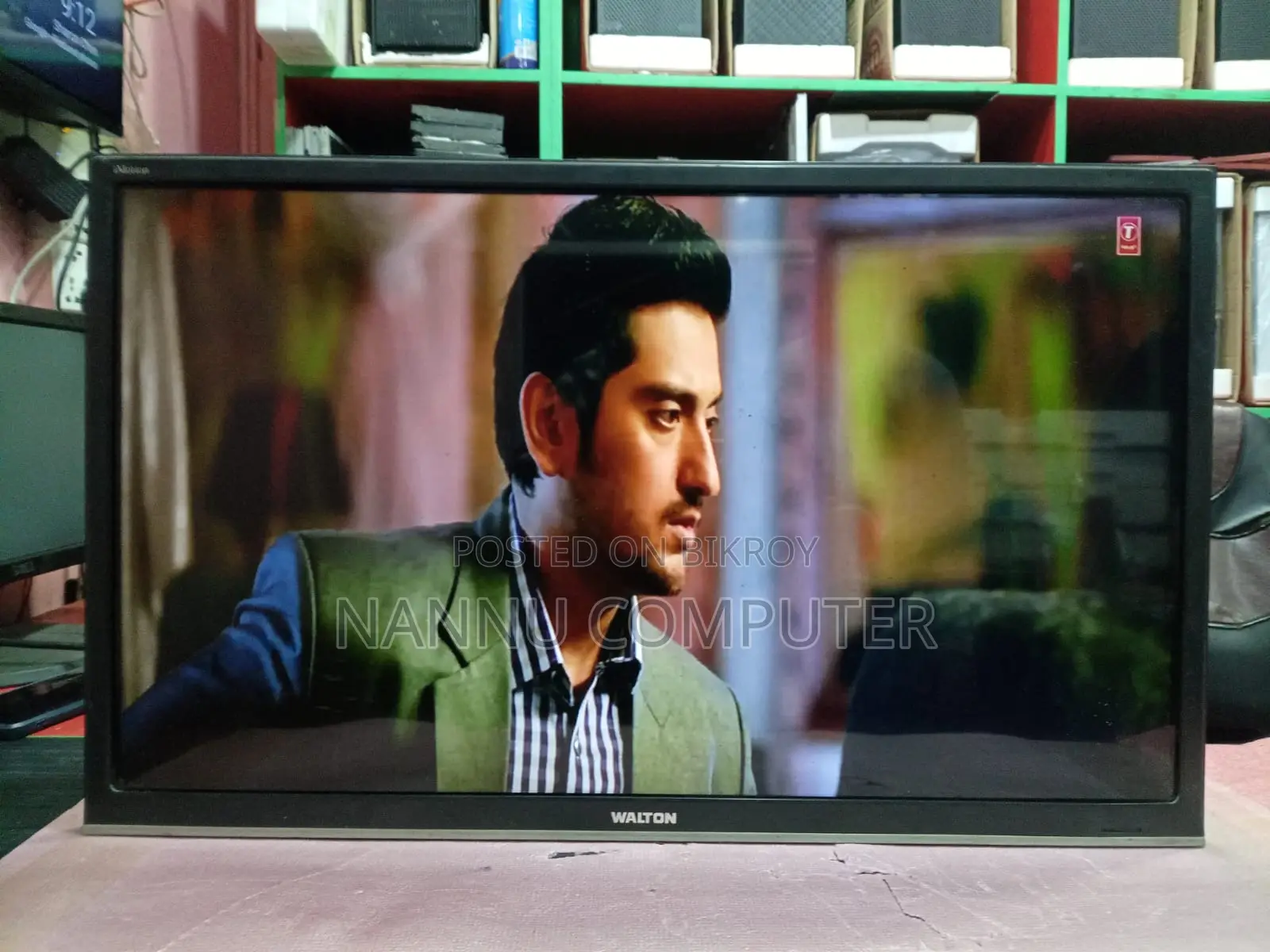 Eid Special: Walton 28" LED TV (100% Fresh)