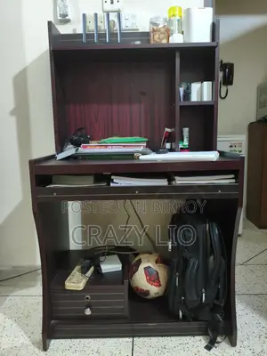 কম্পিউটার টেবিল (computer Table)