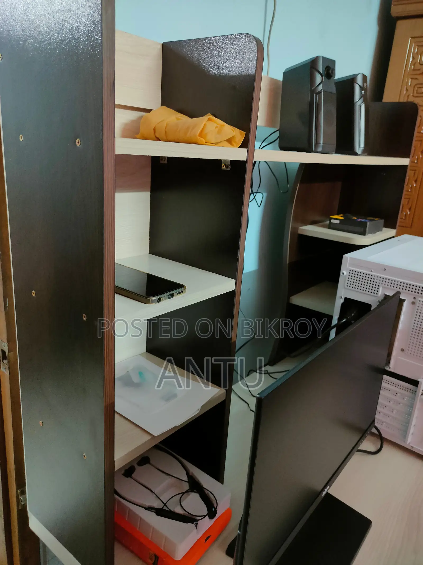 Used Computer Table for Urgent Sale