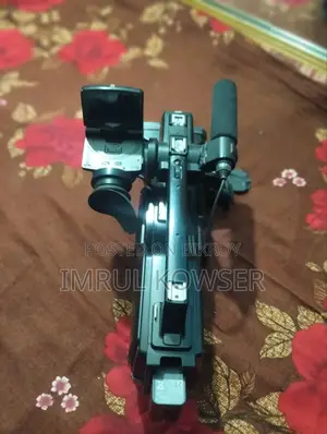 Urgent Sell: Sony HXR-MC2500 Professional Video Camera (Full HD)