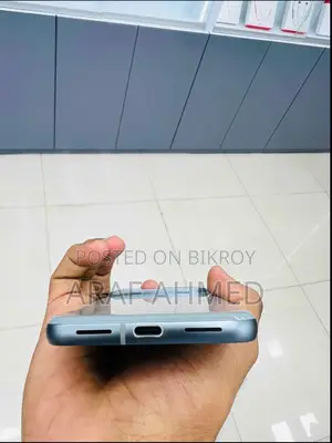 Google Pixel 8 (Used)