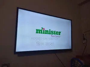 Minister Smart TV, 43"