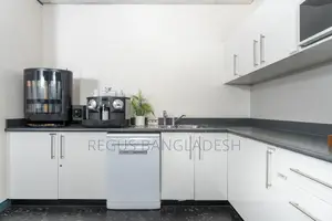 Fully Furnished Serviced Office