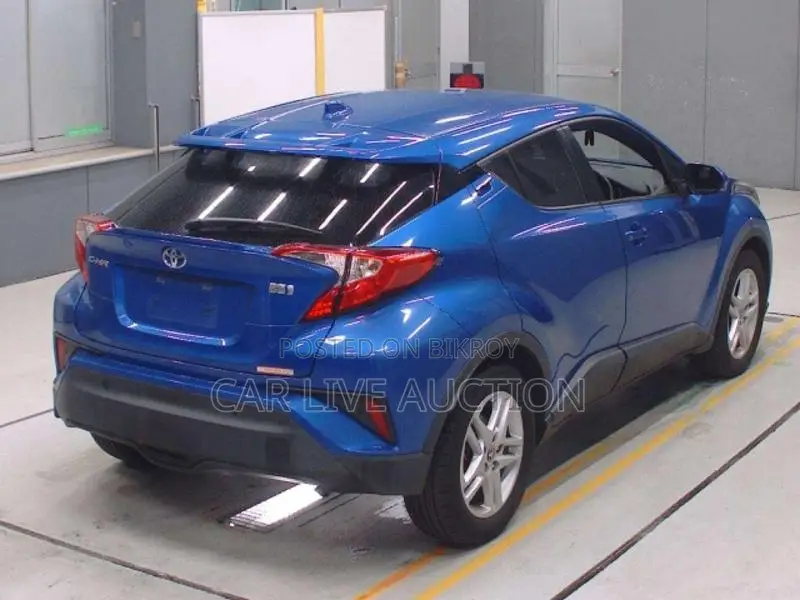 Toyota C-HR HYBRID S 2021