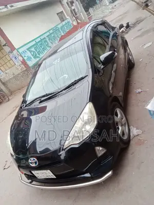 Toyota Aqua 2013