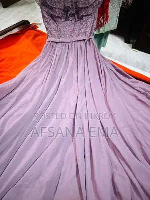 Gown sell