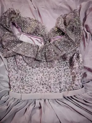 Gown sell