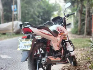 Mahindra Centuro 2017