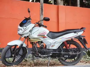 Mahindra Centuro 2017
