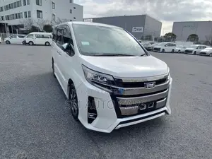 Toyota Noah Non Hybrid WXB Pearl 2021