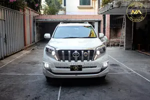 টয়োটা প্রাডো হার্ড জিপ ২০১৫