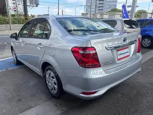 Toyota Axio EX Hybrid 2021