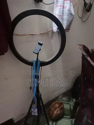 রিং লাইটটি একদম নতুনের মত