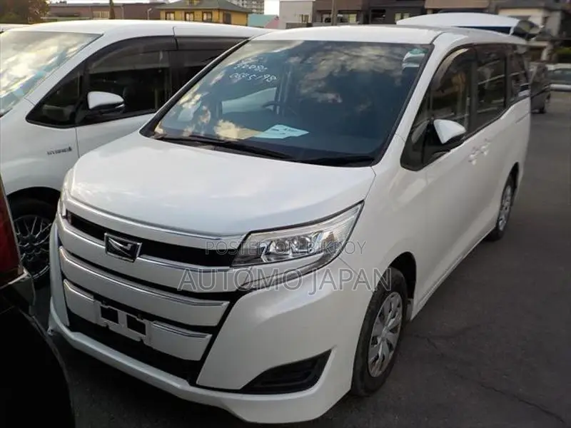 Toyota Noah X LED 2020