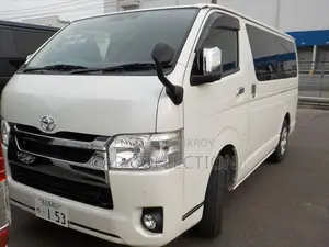 Toyota Hiace 2021
